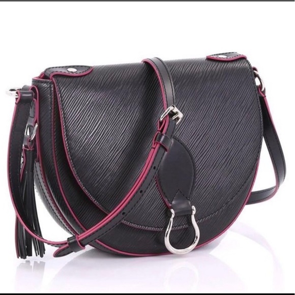 Louis Vuitton Handbags - ✅Louis Vuitton Crossbody Black Bag